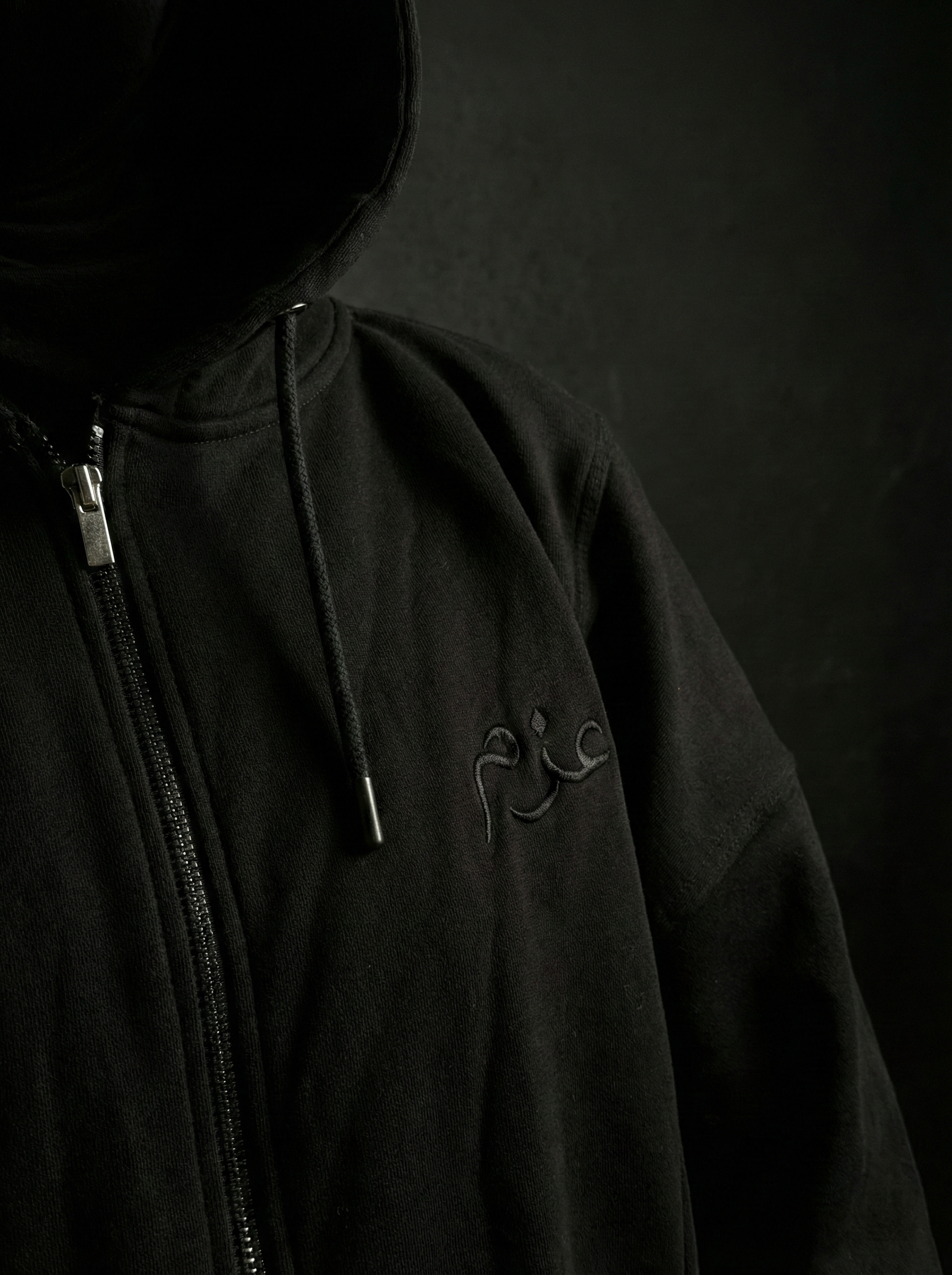 AZM Hoodie-Abaya/Thobe (Resolve)