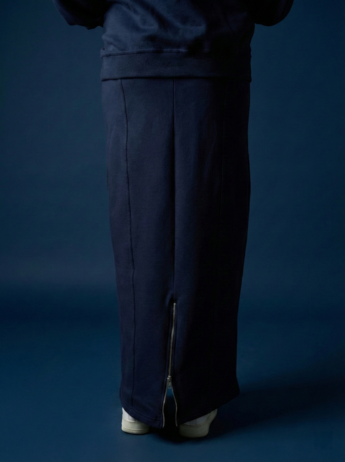 AZM Straight Fit Knit Skirt (RESOLVE)