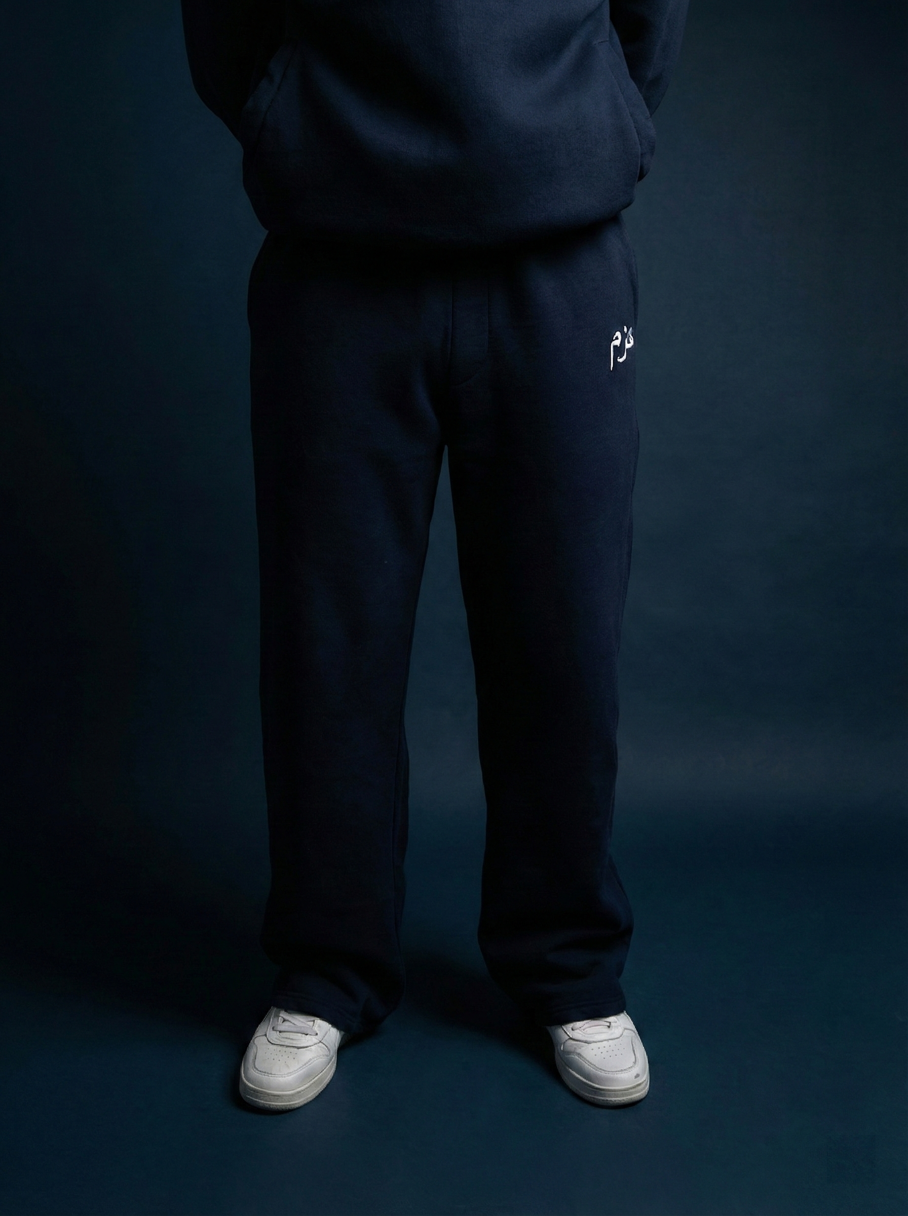 AZM Wide leg Sweatpants (RESOLVE)